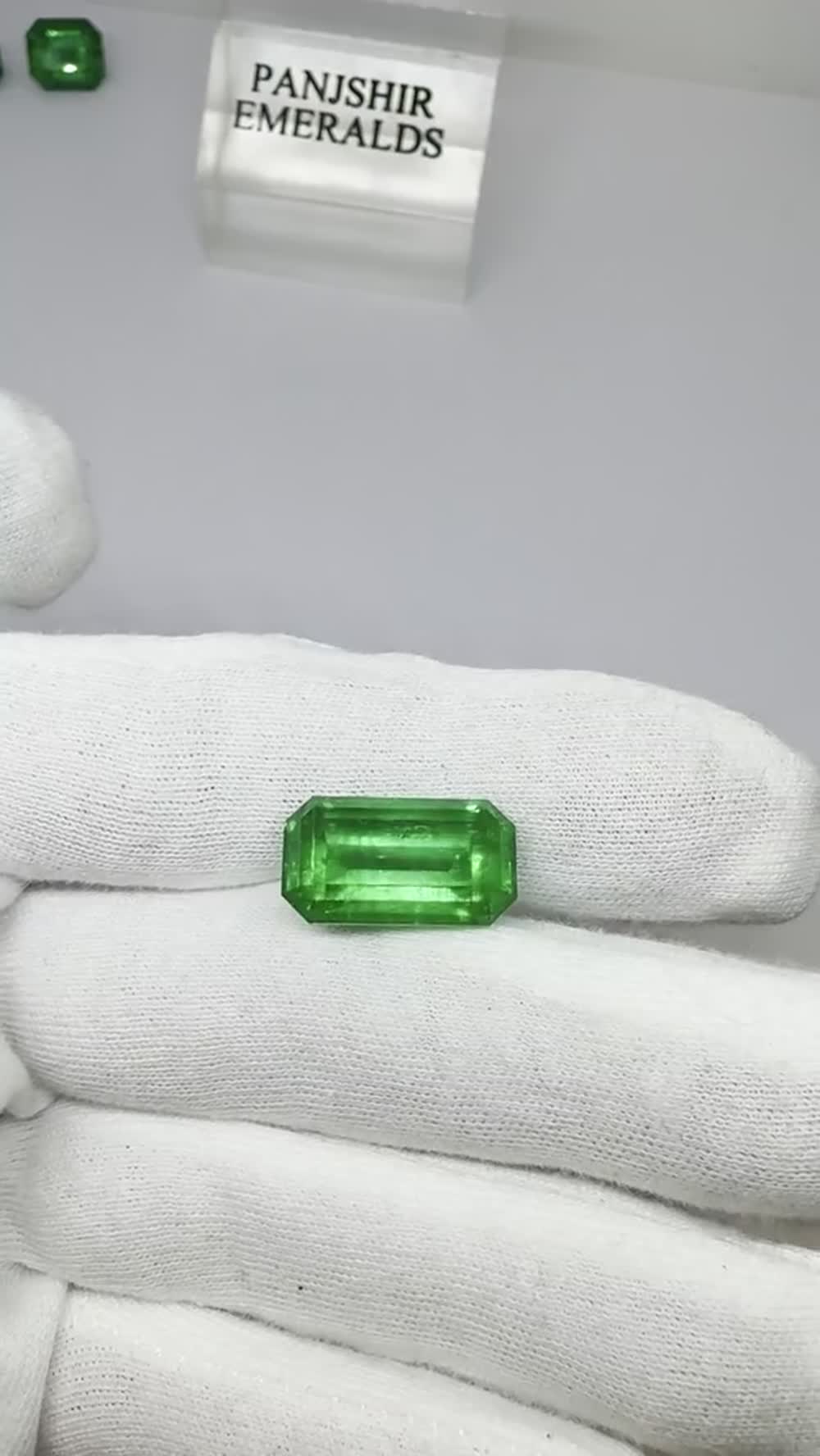 Emerald 5.72 ct