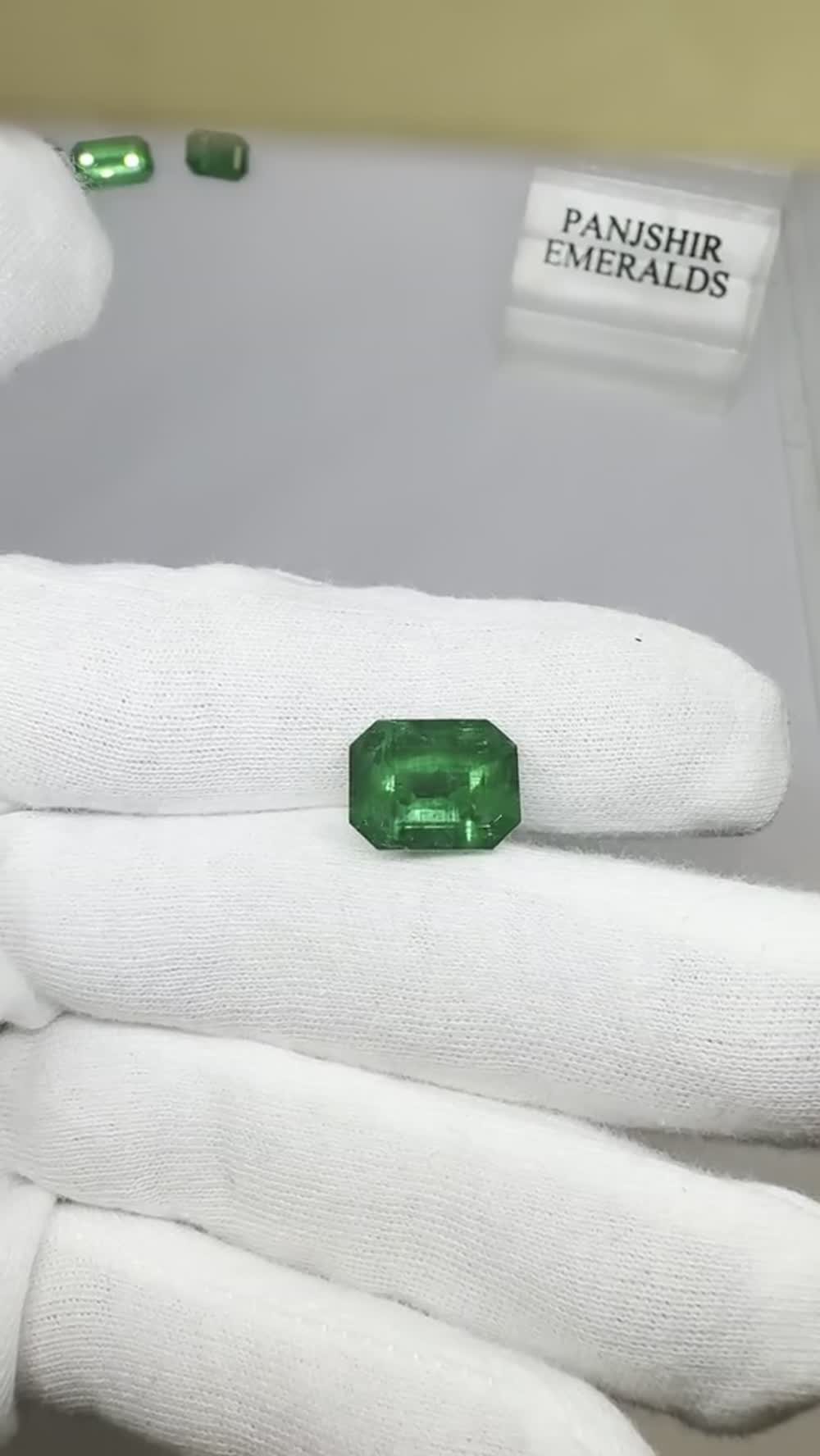 Emerald 6.08 ct