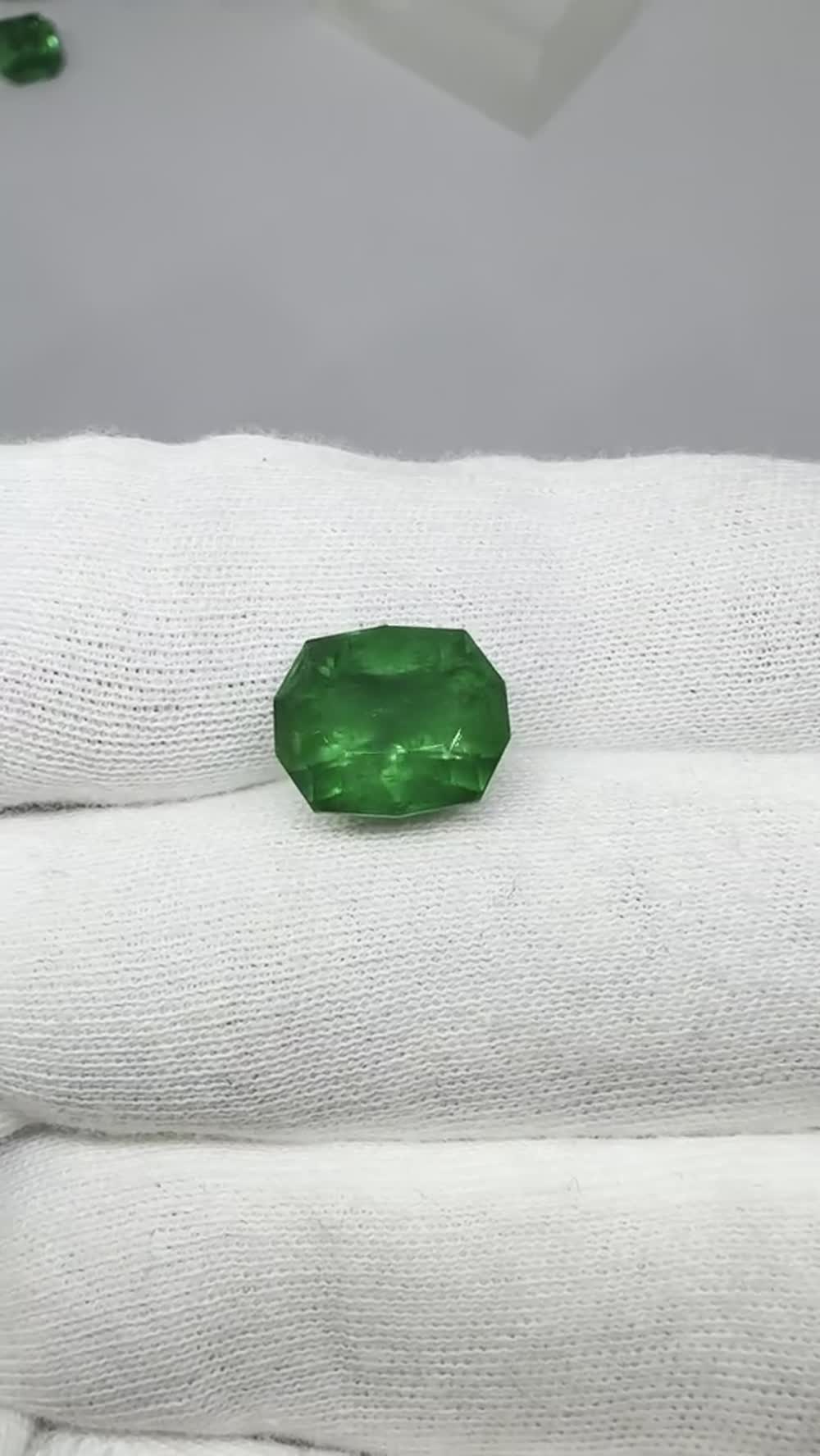 Emerald 11.31 ct